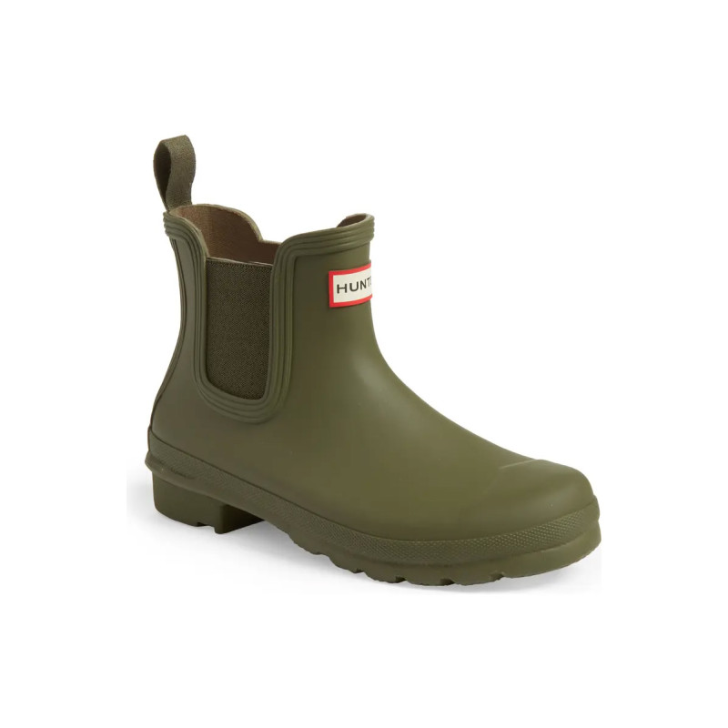 Nordstrom Rack is selling $140 Hunter rain boots for as low as $70 that are 'perfect for fall'