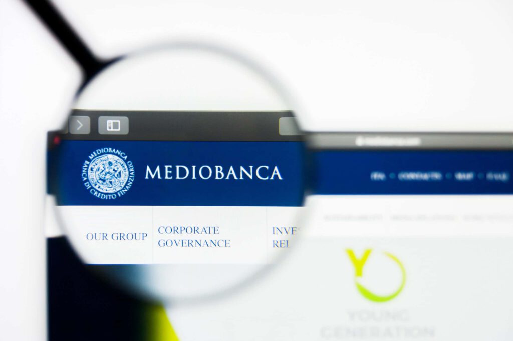 Mediobanca CEO Steps Down After Acquisition